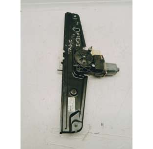 ELEVALUNAS TRASERO DERECHO...