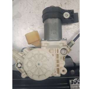 ELEVALUNAS DELANTERO... 2