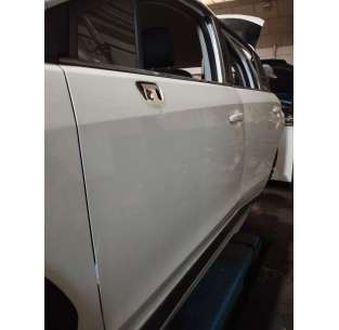 PUERTA DELANTERA IZQUIERDA... 2