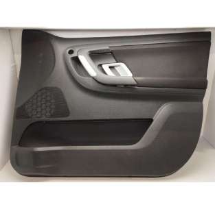 GUARNECIDO PUERTA DELANTERA...