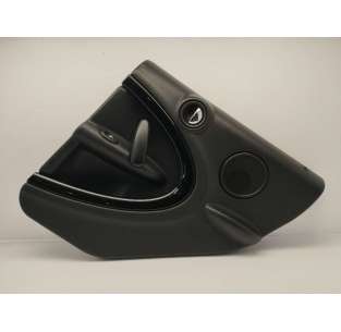 GUARNECIDO PUERTA TRASERA...