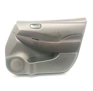 GUARNECIDO PUERTA DELANTERA...