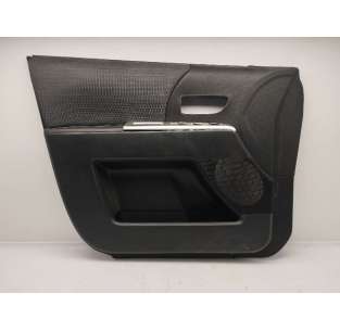 GUARNECIDO PUERTA DELANTERA...