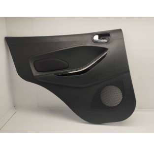 GUARNECIDO PUERTA TRASERA...