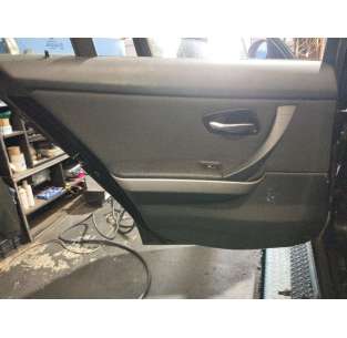 GUARNECIDO PUERTA TRASERA...