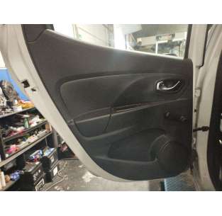 GUARNECIDO PUERTA TRASERA...