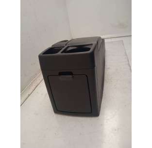 APOYABRAZOS CENTRAL MAZDA 5... 2