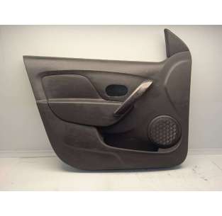 GUARNECIDO PUERTA DELANTERA...