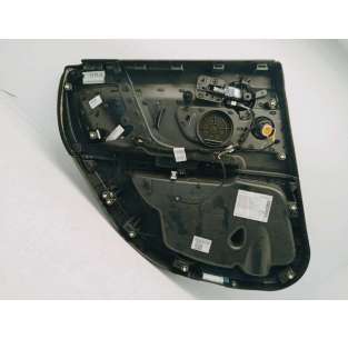 GUARNECIDO PUERTA TRASERA... 2