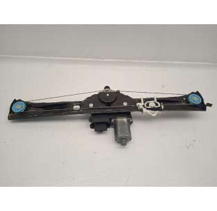 ELEVALUNAS DELANTERO...