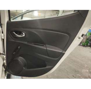 GUARNECIDO PUERTA TRASERA...