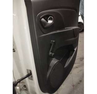 GUARNECIDO PUERTA TRASERA... 2