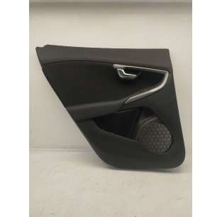 GUARNECIDO PUERTA TRASERA...