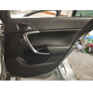 GUARNECIDO PUERTA TRASERA...