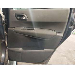 GUARNECIDO PUERTA TRASERA...