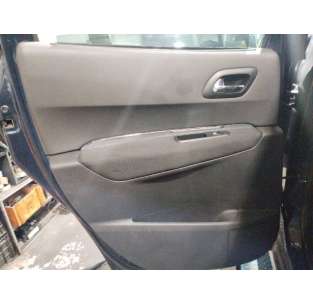 GUARNECIDO PUERTA TRASERA...