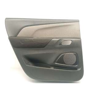 GUARNECIDO PUERTA TRASERA...