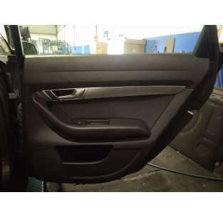 GUARNECIDO PUERTA TRASERA...