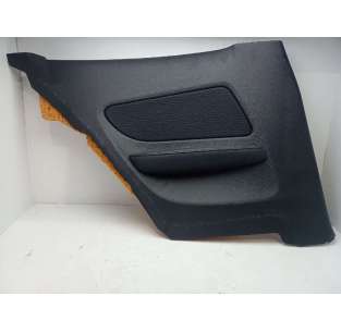 GUARNECIDO PUERTA TRASERA...