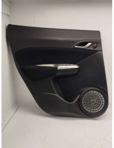 GUARNECIDO PUERTA TRASERA IZQUIERDA -...