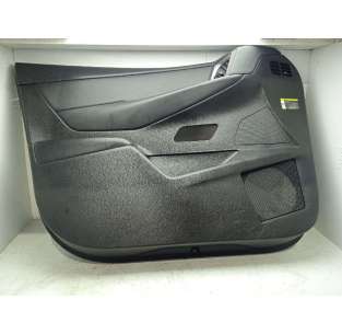 GUARNECIDO PUERTA DELANTERA...