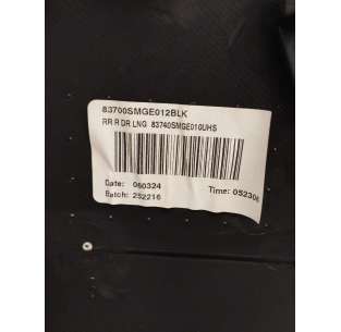 GUARNECIDO PUERTA TRASERA... 2