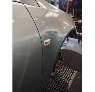 ALETA DELANTERA DERECHA... 2