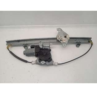 ELEVALUNAS DELANTERO...