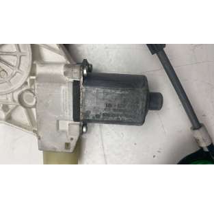 ELEVALUNAS DELANTERO... 2