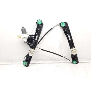 ELEVALUNAS DELANTERO...