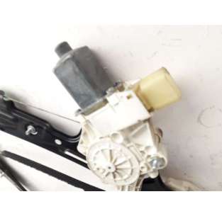 ELEVALUNAS DELANTERO... 2