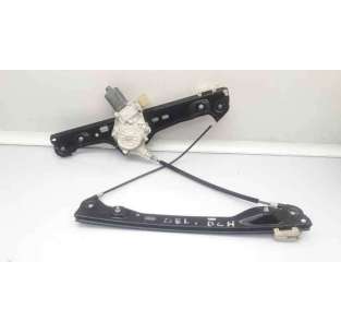 ELEVALUNAS DELANTERO...