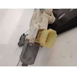 ELEVALUNAS DELANTERO... 2