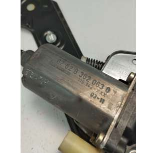 ELEVALUNAS DELANTERO... 2