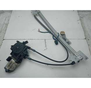 ELEVALUNAS TRASERO DERECHO...