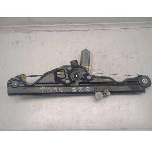 ELEVALUNAS TRASERO...