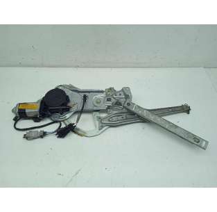 ELEVALUNAS DELANTERO...