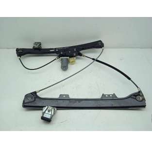 ELEVALUNAS DELANTERO...