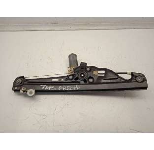 ELEVALUNAS TRASERO DERECHO...