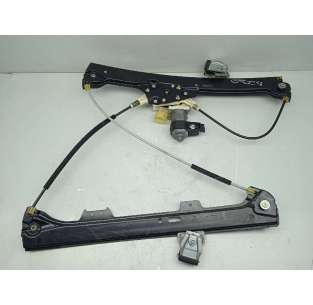 ELEVALUNAS DELANTERO...