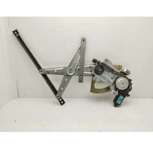 ELEVALUNAS TRASERO DERECHO...