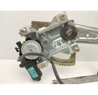 ELEVALUNAS TRASERO...