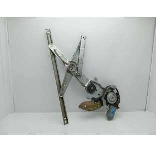 ELEVALUNAS TRASERO DERECHO...