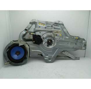 ELEVALUNAS DELANTERO...