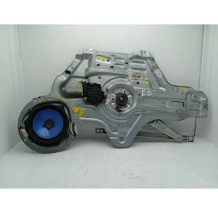 ELEVALUNAS DELANTERO...