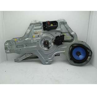 ELEVALUNAS DELANTERO...