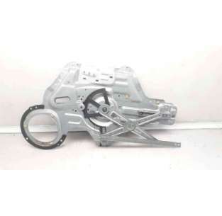 ELEVALUNAS DELANTERO...