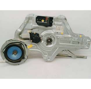 ELEVALUNAS DELANTERO...