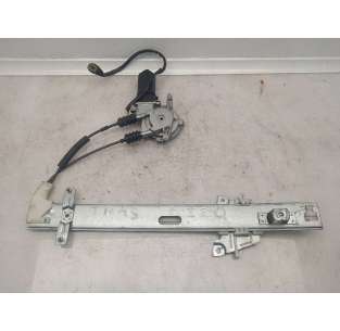 ELEVALUNAS TRASERO...