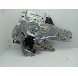 ELEVALUNAS TRASERO DERECHO...